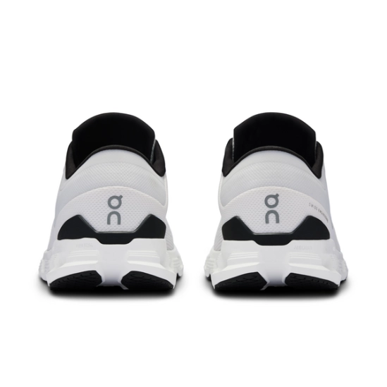 On Cloud X 4 Ivory/Black dámské sportovní boty