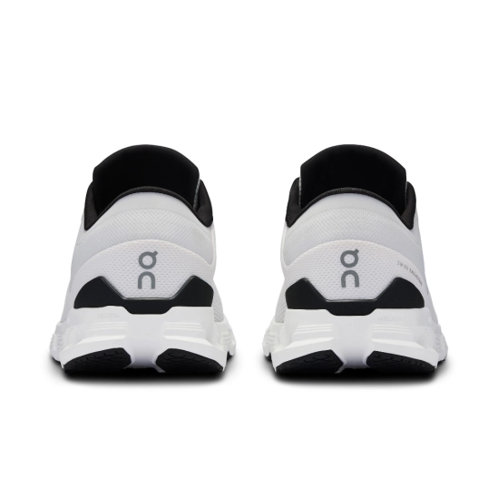 On Cloud X 4 Ivory/Black pánské sportovní boty